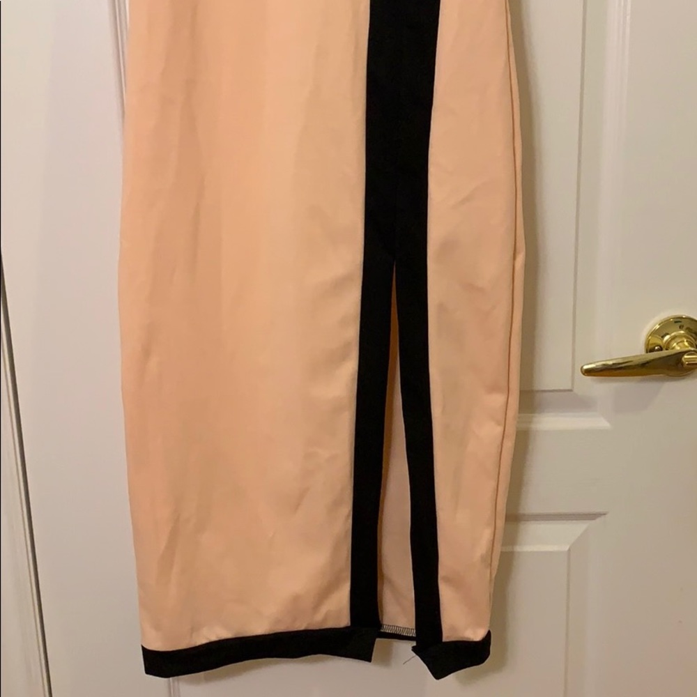 Dress - Picture 3 of 3